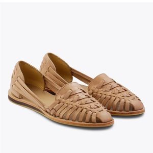 Nisolo Huarache Sandal in Almond